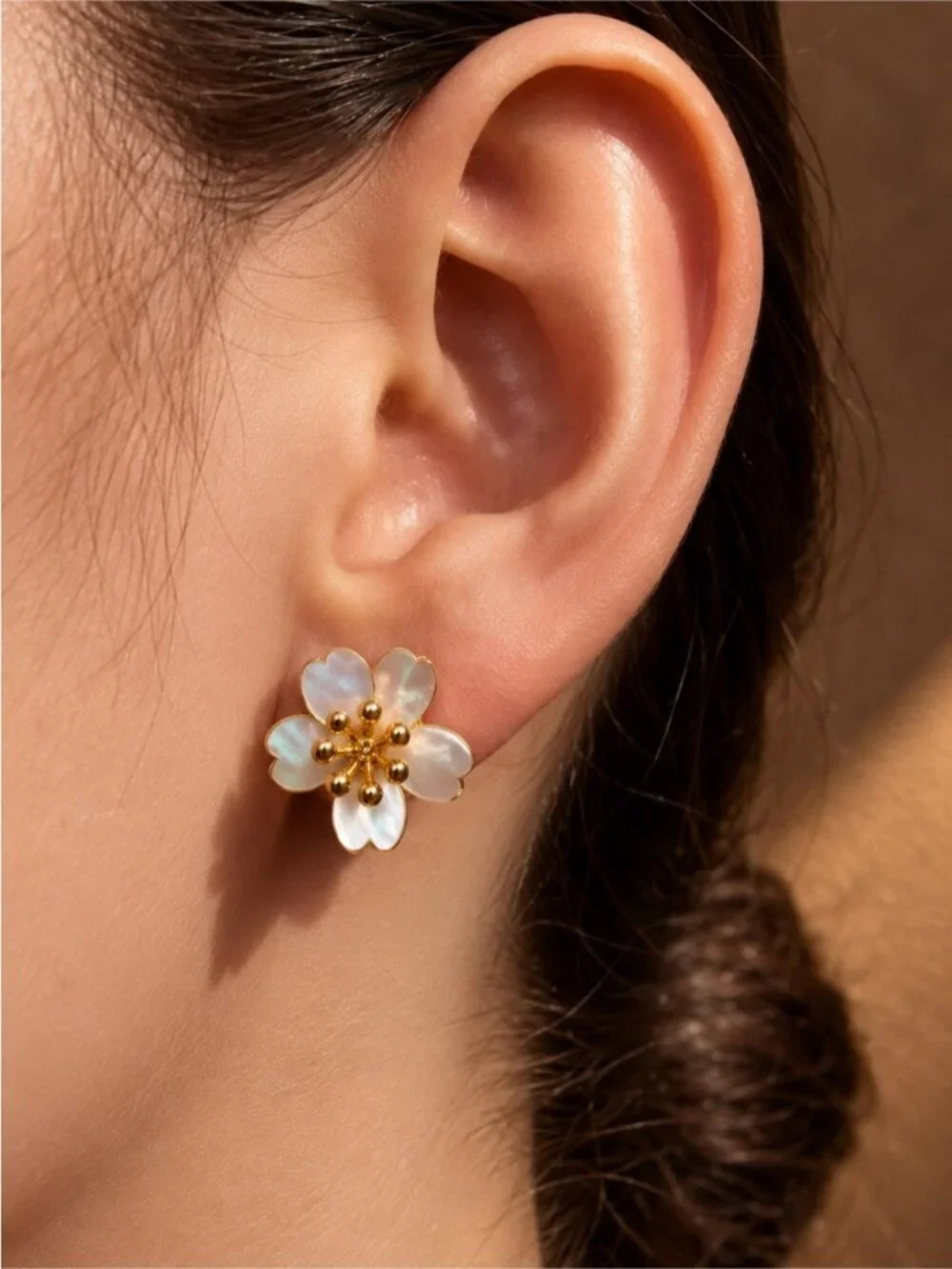 Anthropologie flower shaped